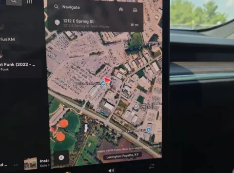 More photos of 2023 Tesla Model S at Maserati Alfa Romeo of Naperville, IL