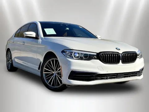 Another view of 2020 BMW 5 Series 530i xDrive for sale in Naperville, IL at Maserati Alfa Romeo of Naperville