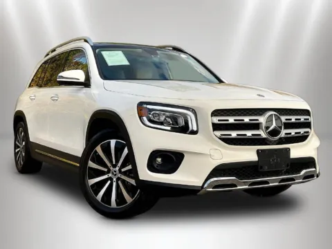Another view of 2023 Mercedes-Benz GLB 250 for sale in Naperville, IL at Maserati Alfa Romeo of Naperville