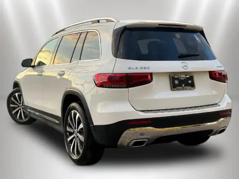 More photos of 2023 Mercedes-Benz GLB 250 at Maserati Alfa Romeo of Naperville, IL