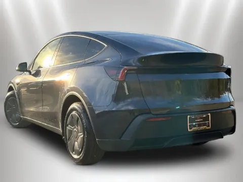 More photos of 2026 Tesla Model Y at Maserati Alfa Romeo of Naperville, IL