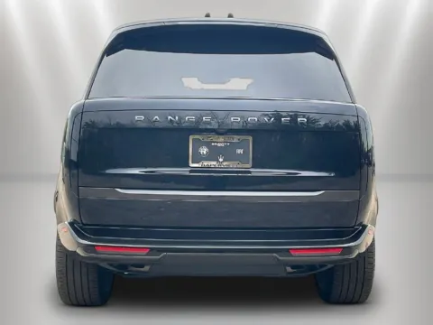 More photos of 2025 Land Rover Range Rover Autobiography at Maserati Alfa Romeo of Naperville, IL