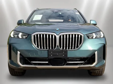 Photos of 2022 BMW X5 xDrive40i for sale in Naperville, IL at Maserati Alfa Romeo of Naperville