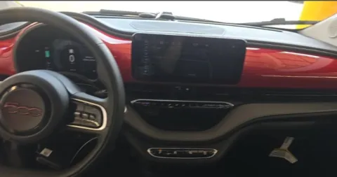More photos of 2024 Fiat 500e Battery Electric at Maserati Alfa Romeo of Naperville, IL