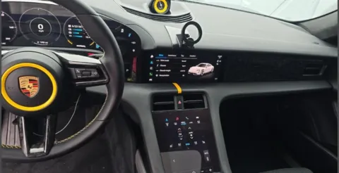 More photos of 2021 Porsche Taycan 4S at Maserati Alfa Romeo of Naperville, IL