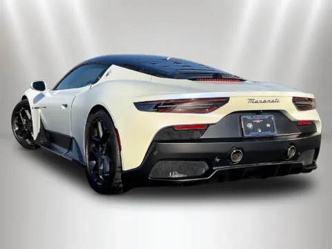 More photos of 2023 Maserati MC20 at Maserati Alfa Romeo of Naperville, IL