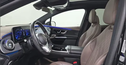 More photos of 2023 Mercedes-Benz EQE 350 SUV at Maserati Alfa Romeo of Naperville, IL