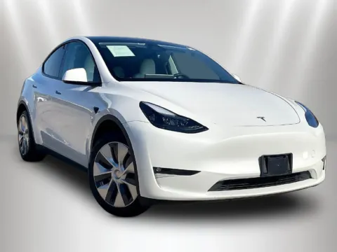 Another view of 2023 Tesla Model Y Long Range for sale in Naperville, IL at Maserati Alfa Romeo of Naperville