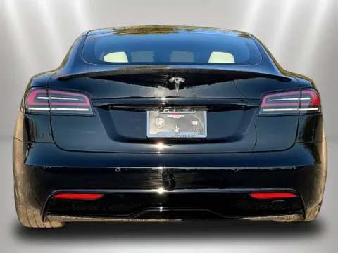 More photos of 2022 Tesla Model S at Maserati Alfa Romeo of Naperville, IL