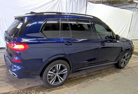 Photos of 2022 BMW X7 xDrive40i for sale in Naperville, IL at Maserati Alfa Romeo of Naperville