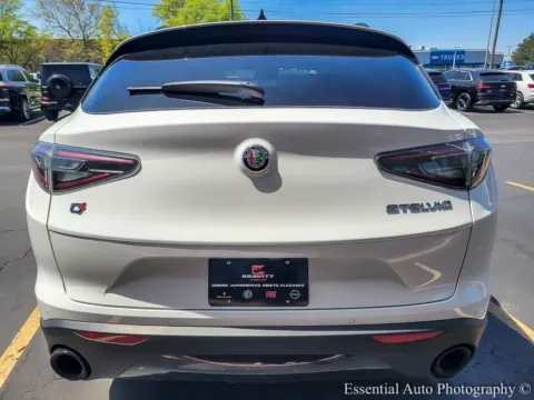 More photos of 2024 Alfa Romeo Stelvio Sprint at Maserati Alfa Romeo of Naperville, IL