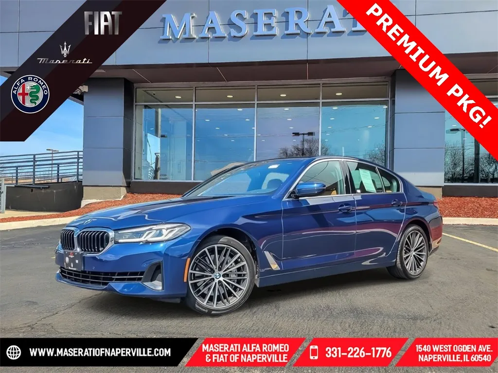 Used 2022 BMW 5 Series 540i xDrive for sale in Naperville, IL at
