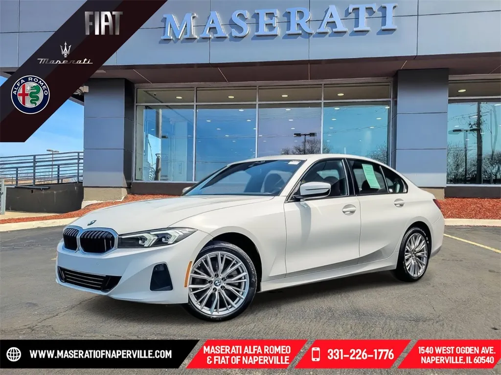 White 2023 BMW 3 Series 330i xDrive for sale in Naperville, IL