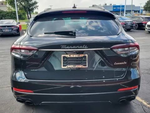 More photos of 2022 Maserati Levante GT at Maserati Alfa Romeo of Naperville, IL