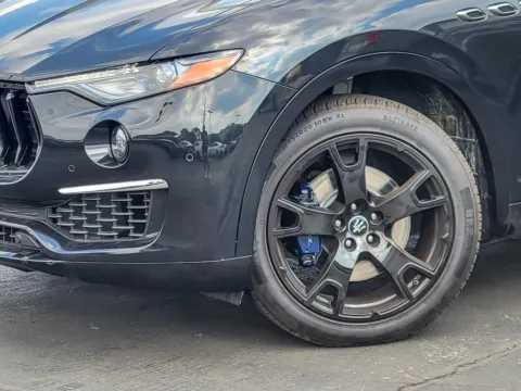 Another view of 2022 Maserati Levante GT for sale in Naperville, IL at Maserati Alfa Romeo of Naperville