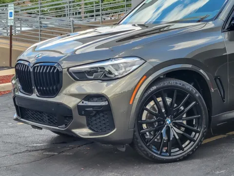 Photos of 2023 BMW X5 xDrive40i for sale in Naperville, IL at Maserati Alfa Romeo of Naperville