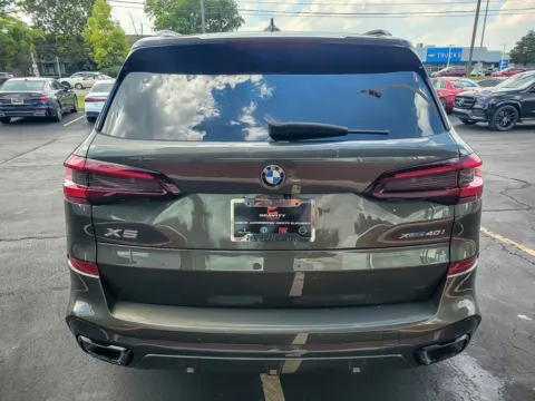 More photos of 2023 BMW X5 xDrive40i at Maserati Alfa Romeo of Naperville, IL
