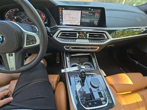 More photos of 2022 BMW X7 xDrive40i at Maserati Alfa Romeo of Naperville, IL