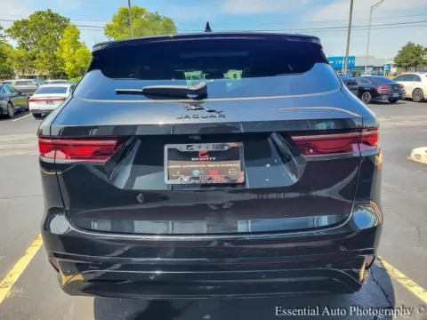 More photos of 2024 Jaguar F-PACE P250 at Maserati Alfa Romeo of Naperville, IL