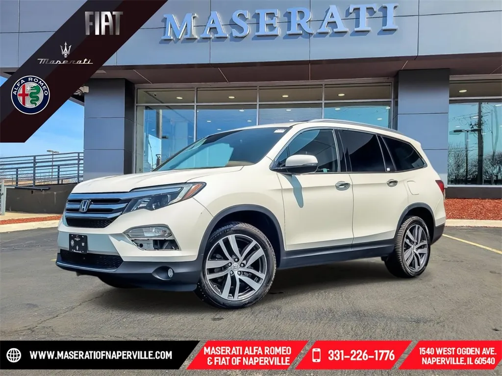 White 2017 Honda Pilot Elite for sale in Naperville, IL