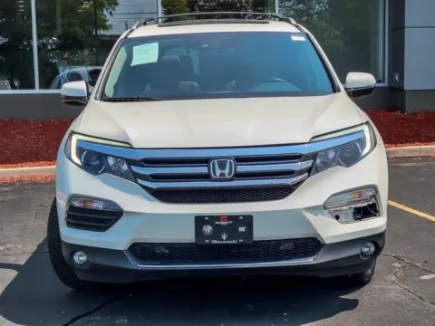 Photos of 2017 Honda Pilot Elite for sale in Naperville, IL at Maserati Alfa Romeo of Naperville