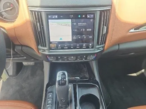 More photos of 2021 Maserati Levante at Maserati Alfa Romeo of Naperville, IL