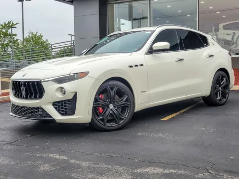 White 2021 Maserati Levante S GranSport for sale in Naperville, IL