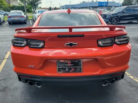 More photos of 2021 Chevrolet Camaro SS at Maserati Alfa Romeo of Naperville, IL