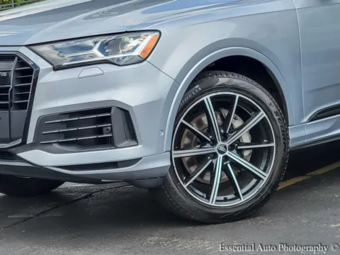 Another view of 2022 Audi Q7 55 Premium Plus for sale in Naperville, IL at Maserati Alfa Romeo of Naperville