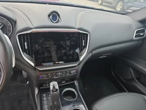 More photos of 2023 Maserati Ghibli Modena Q4 at Maserati Alfa Romeo of Naperville, IL