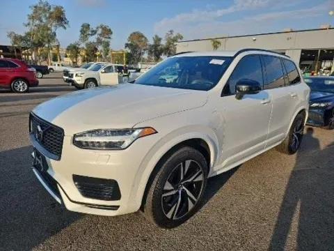 White 2022 Volvo XC90 Recharge Plug-In Hybrid T8 R-Design Extended Range 7P for sale in Naperville, IL