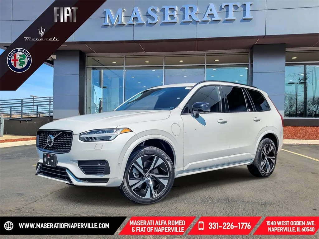 White 2022 Volvo XC90 Recharge Plug-In Hybrid T8 R-Design Extended Range 7P for sale in Naperville, IL