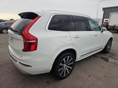 Photos of 2022 Volvo XC90 Recharge Plug-In Hybrid T8 Inscription 6 Passenger for sale in Naperville, IL at Maserati Alfa Romeo of Naperville