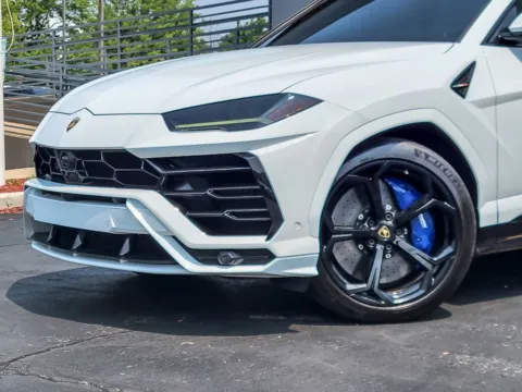 Photos of 2020 Lamborghini Urus for sale in Naperville, IL at Maserati Alfa Romeo of Naperville