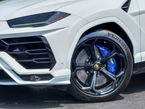 Another view of 2020 Lamborghini Urus for sale in Naperville, IL at Maserati Alfa Romeo of Naperville