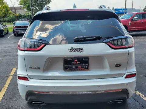 More photos of 2019 Jeep Cherokee Overland at Maserati Alfa Romeo of Naperville, IL