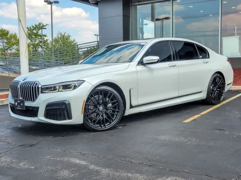 White 2021 BMW 7 Series 740i xDrive for sale in Naperville, IL