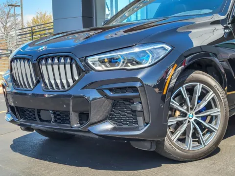 Photos of 2022 BMW X6 xDrive40i for sale in Naperville, IL at Maserati Alfa Romeo of Naperville