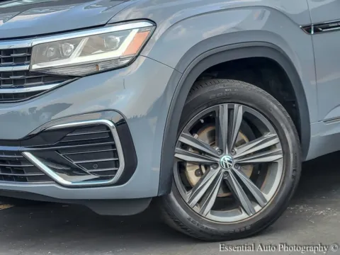 Another view of 2021 Volkswagen Atlas Cross Sport 3.6L V6 SE w/Technology R-Line for sale in Naperville, IL at Maserati Alfa Romeo of Naperville