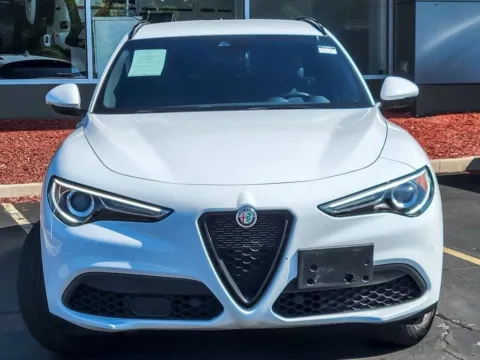 More photos of 2022 Alfa Romeo Stelvio Sprint at Maserati Alfa Romeo of Naperville, IL