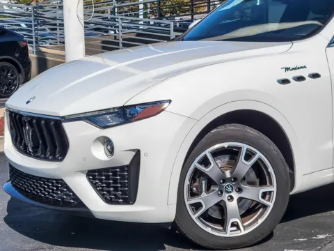 Photos of 2023 Maserati Levante Modena for sale in Naperville, IL at Maserati Alfa Romeo of Naperville
