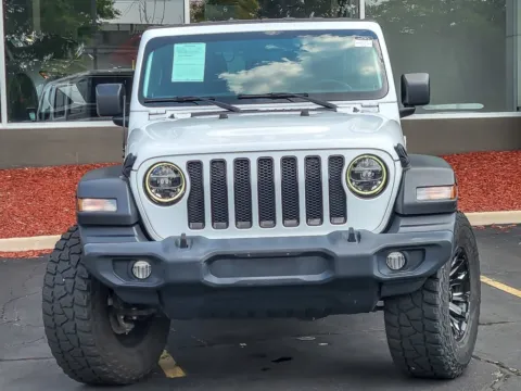 More photos of 2020 Jeep Wrangler Unlimited Sport Altitude at Maserati Alfa Romeo of Naperville, IL