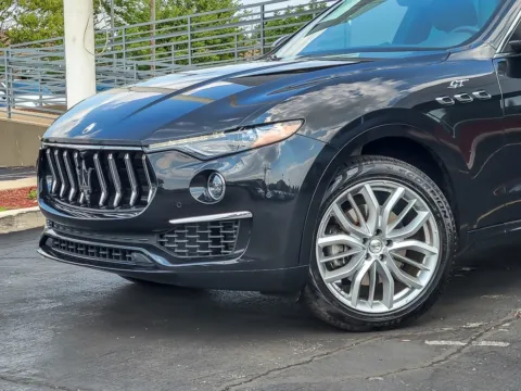 Photos of 2022 Maserati Levante GT for sale in Naperville, IL at Maserati Alfa Romeo of Naperville
