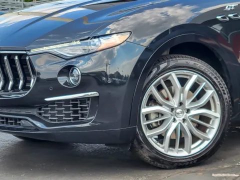 Another view of 2022 Maserati Levante GT for sale in Naperville, IL at Maserati Alfa Romeo of Naperville