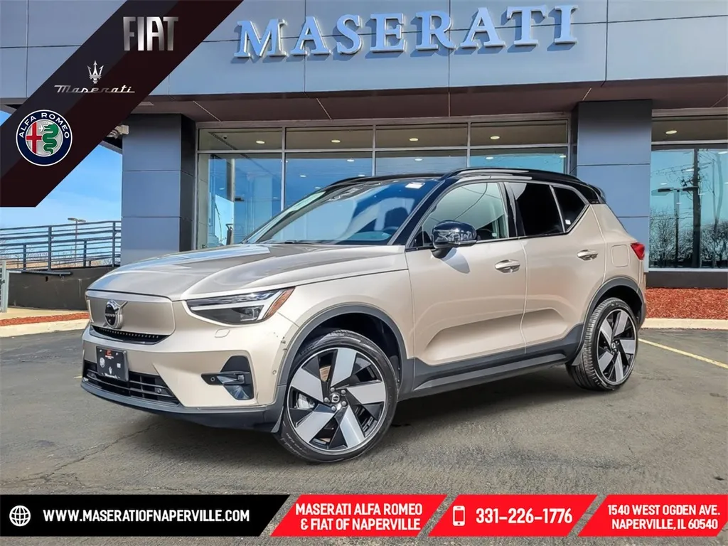 Gray 2023 Volvo XC40 Recharge Pure Electric Ultimate for sale in Naperville, IL