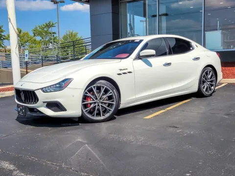 White 2022 Maserati Ghibli Modena Q4 for sale in Naperville, IL