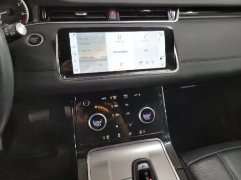 More photos of 2023 Land Rover Range Rover Evoque SE at Maserati Alfa Romeo of Naperville, IL