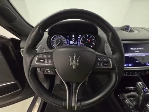 More photos of 2021 Maserati Levante S at Maserati Alfa Romeo of Naperville, IL
