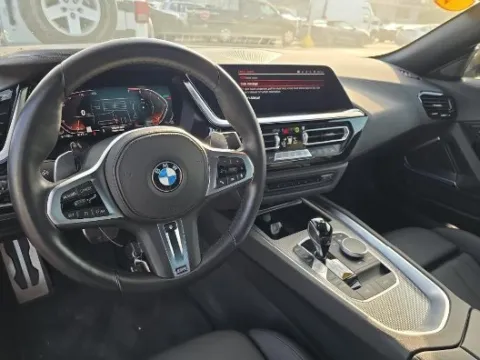 More photos of 2022 BMW Z4 sDrive30i at Maserati Alfa Romeo of Naperville, IL