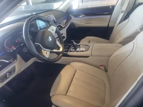 Another view of 2021 BMW 7 Series 750i xDrive for sale in Naperville, IL at Maserati Alfa Romeo of Naperville